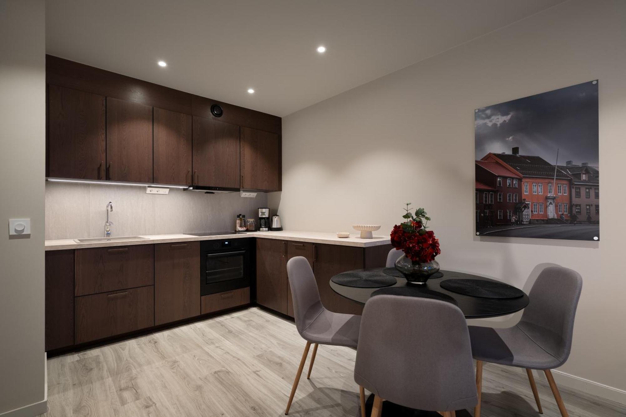 Bispegata 5 - Studio Apartment Hotel Tromsø Eksteriør billede